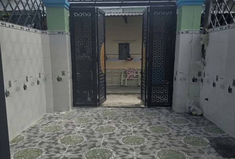 BÁN NHÀ SỔ HỒNG RIÊNG NGANG 4M X 20M XÃ XUÂN THỚI ĐÔNG